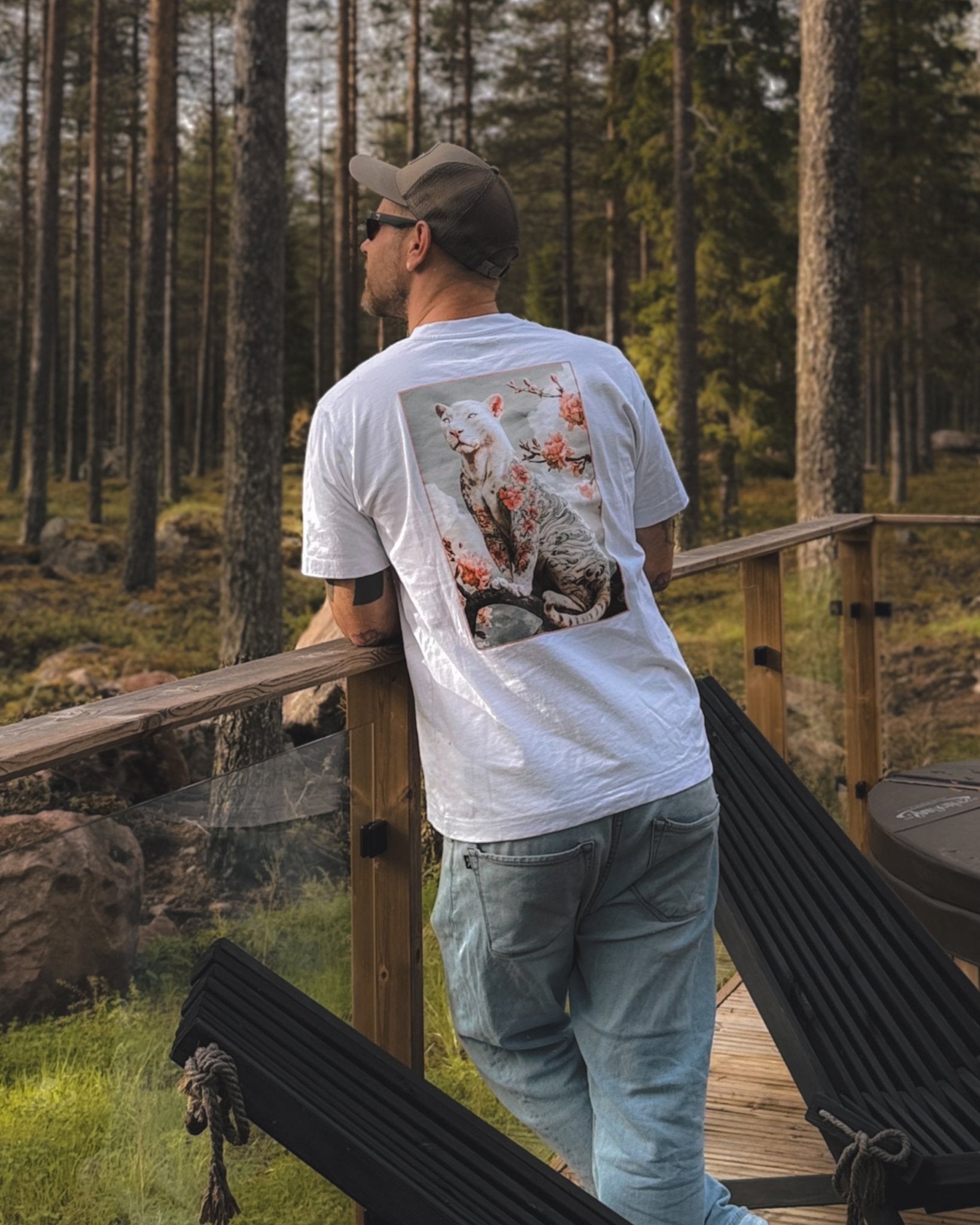 The White Panther heavyweight Tee - wiseenough. | Nachhaltige Streetwear